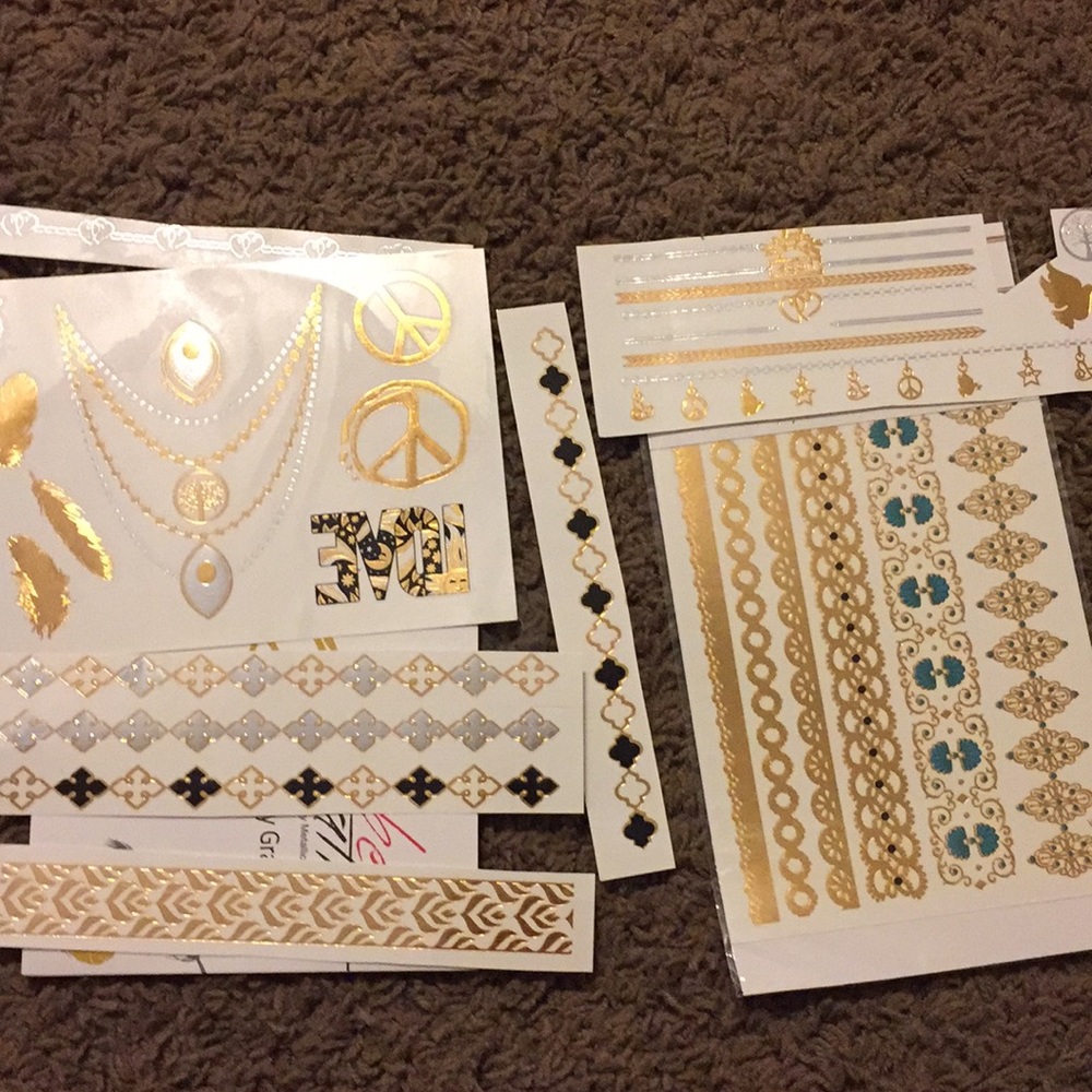 Temporary Metallic Tatoos